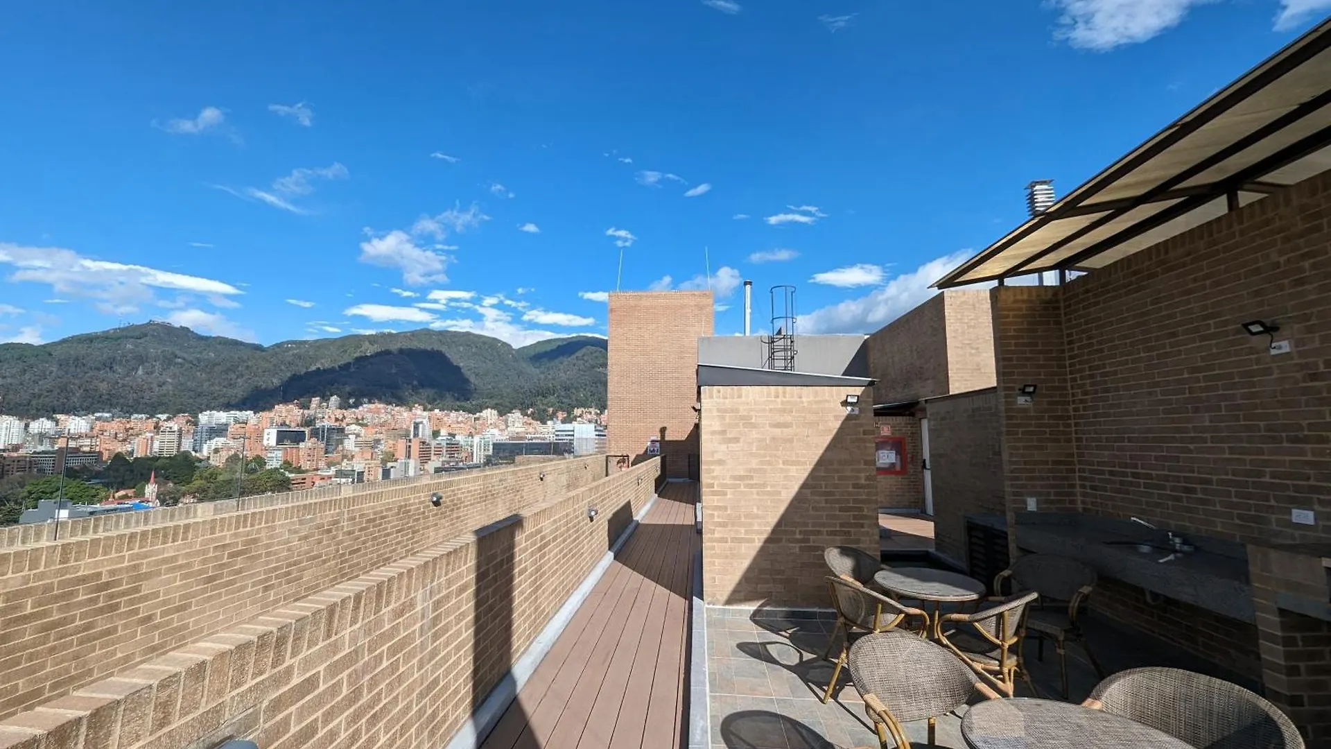 Nice Flat In Financial Heart Of 보고타 아파트